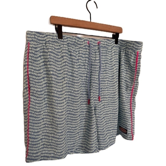 Vineyard Vines 7” Chappy Swim Shorts - Picture 3 of 9